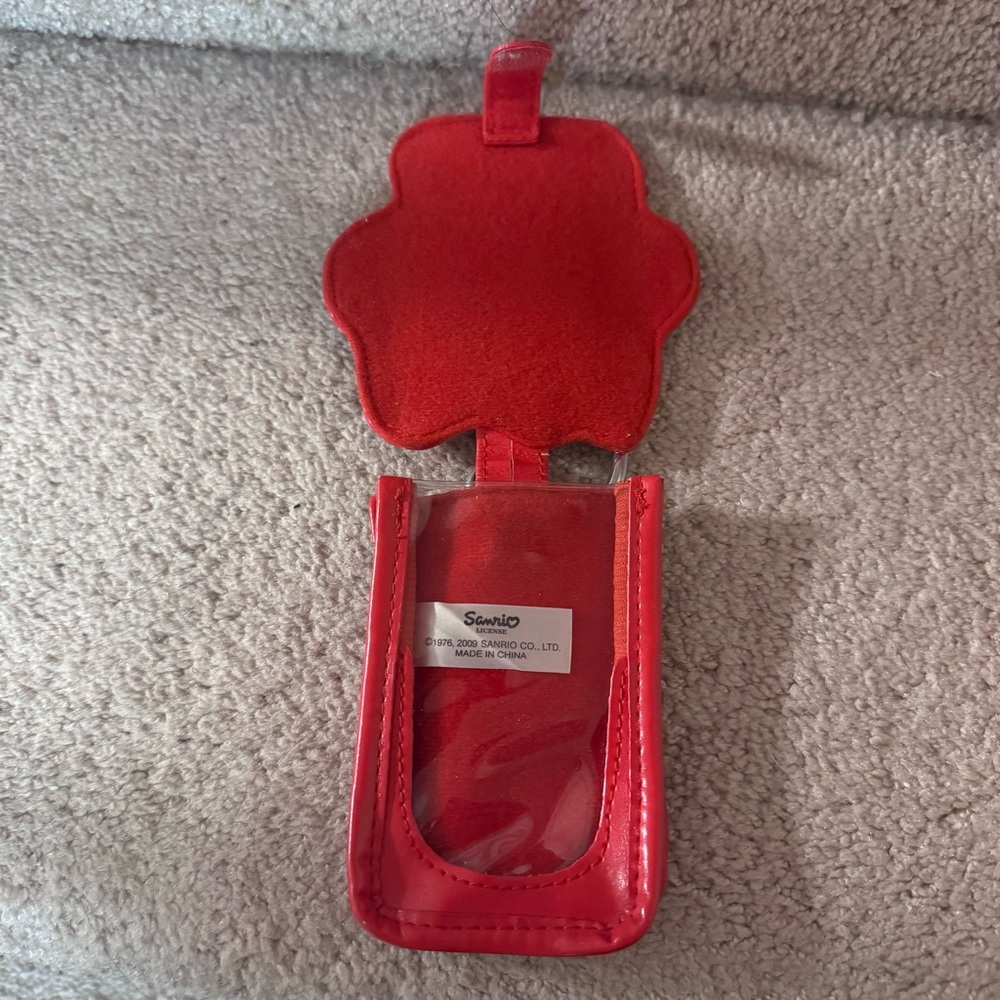 Hello Kitty Small Purse - Picture 4 of 6